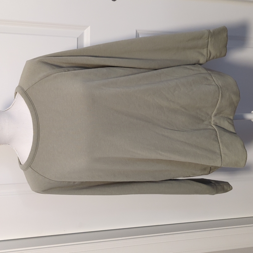 Eddie Bauer Sweatshirt